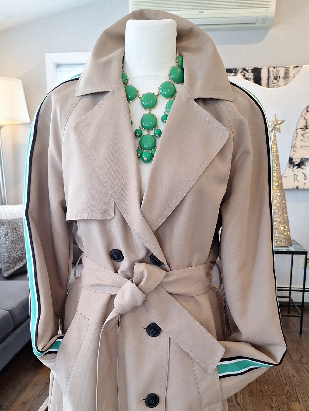 Trench Coat  Womens Small